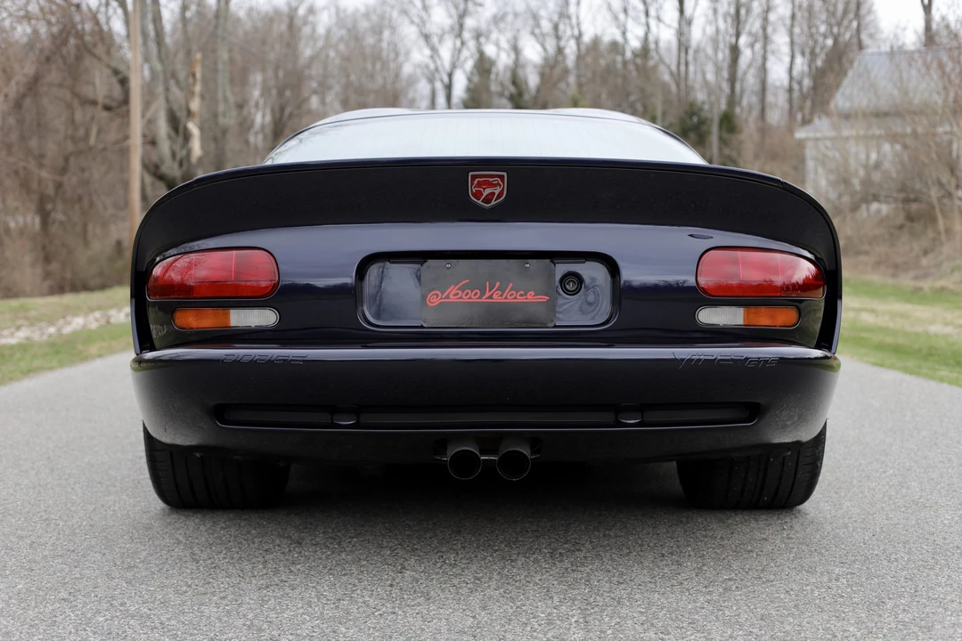2001 Dodge Viper GTS 2nd Gen - Image 22 of 31