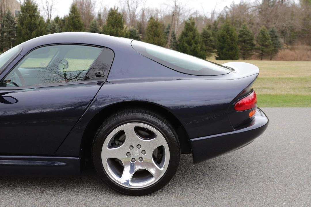 2001 Dodge Viper GTS 2nd Gen - Image 30 of 31