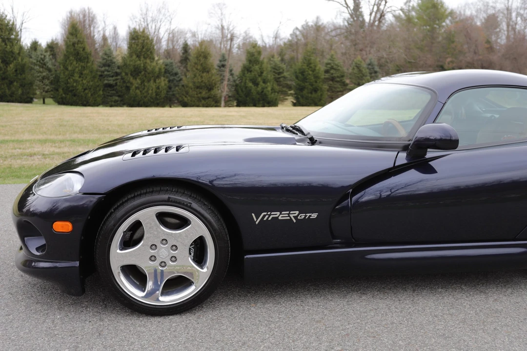 2001 Dodge Viper GTS 2nd Gen - Image 29 of 31