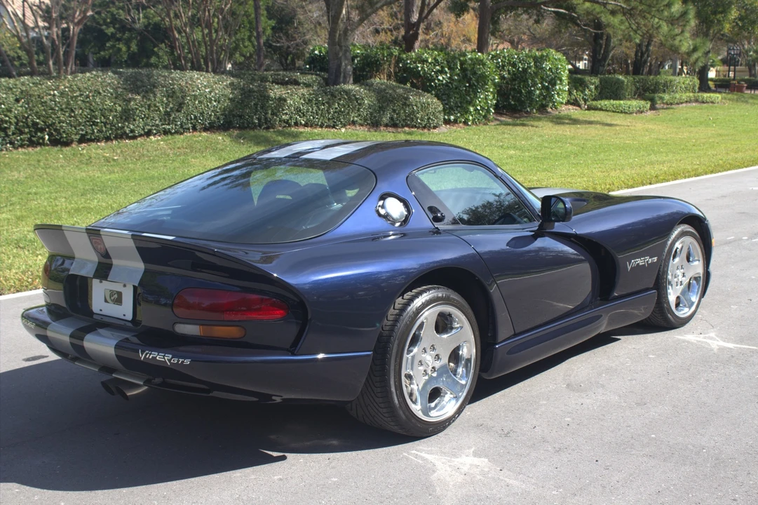 2001 Dodge Viper GTS 2nd Gen - Image 16 of 31