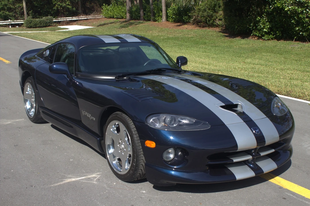 2001 Dodge Viper GTS 2nd Gen - Image 21 of 31