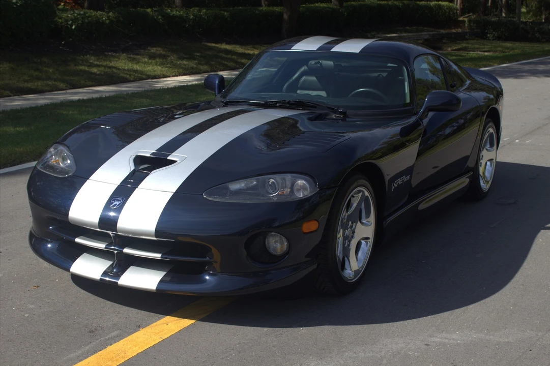 2001 Dodge Viper GTS 2nd Gen - Image 3 of 31