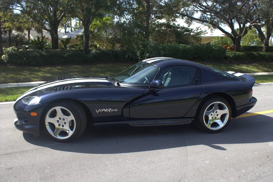 2001 Dodge Viper GTS 2nd Gen - Image 8 of 31
