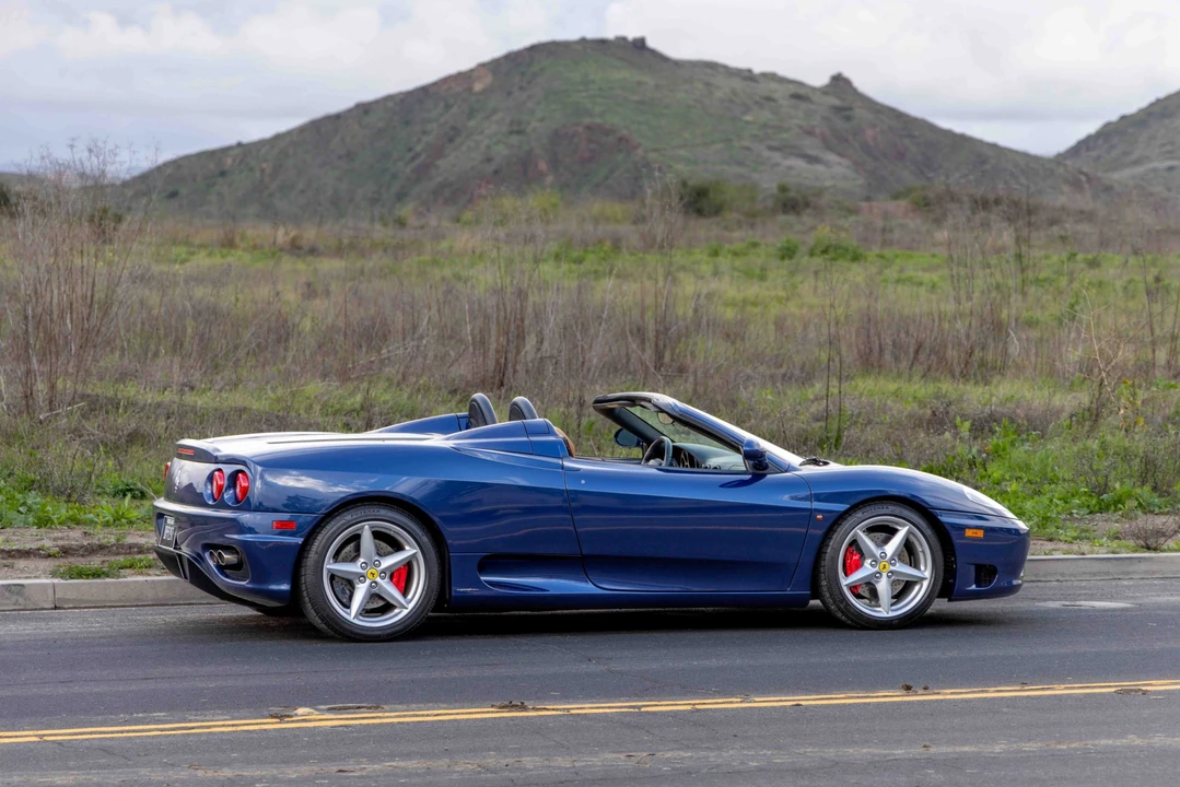 2001 Ferrari 360 Spider - Image 5 of 31