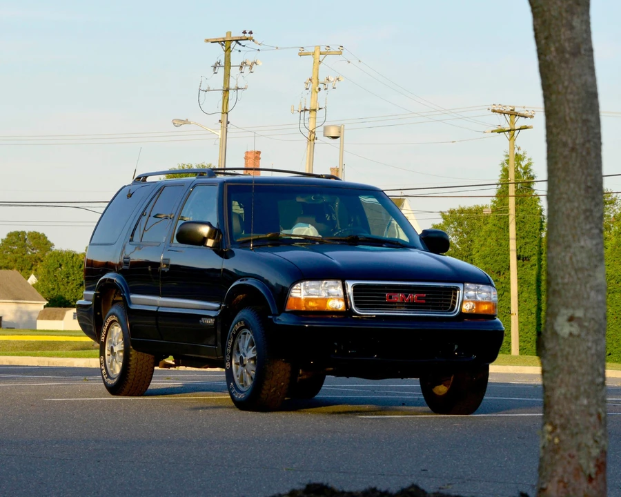 2001 GMC S-15 Jimmy 2nd Gen - Image 12 of 31