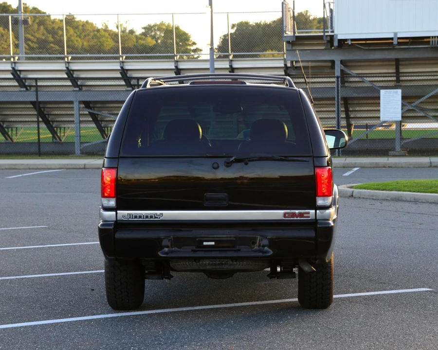 2001 GMC S-15 Jimmy 2nd Gen - Image 9 of 31