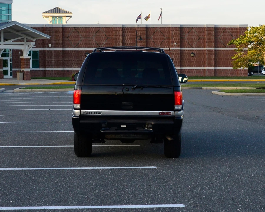 2001 GMC S-15 Jimmy 2nd Gen - Image 8 of 31