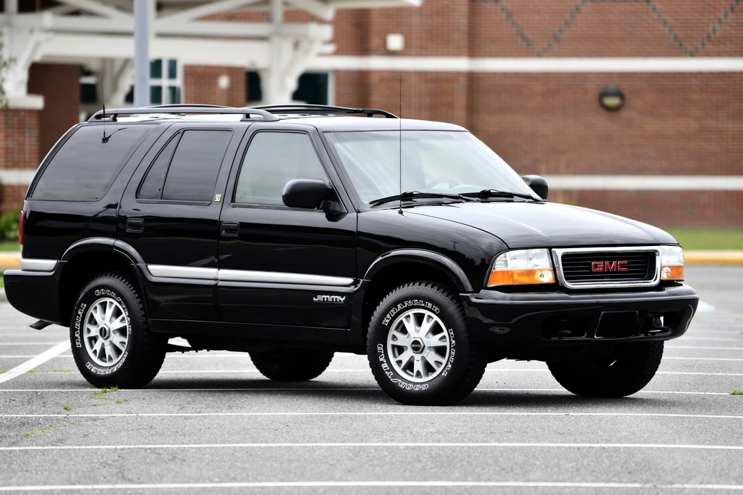 2001 GMC S-15 Jimmy 2nd Gen - Image 17 of 31