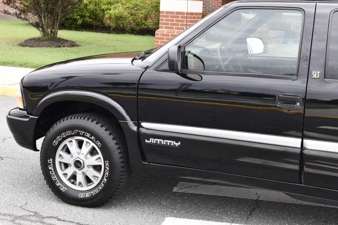 2001 GMC S-15 Jimmy 2nd Gen - Image 20 of 31