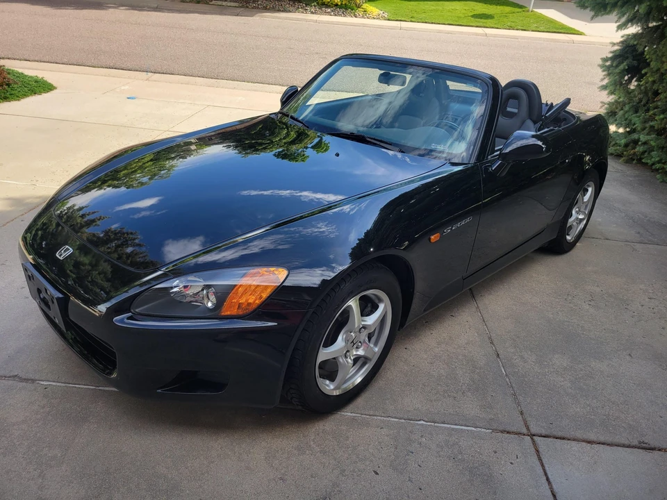 2001 Honda AP1 S2000 - Image 2 of 31