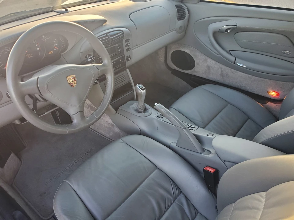 2001 Porsche 996 Turbo - Image 26 of 31