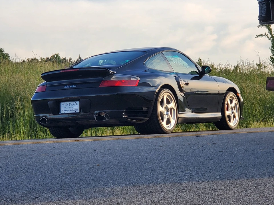 2001 Porsche 996 Turbo - Image 8 of 31