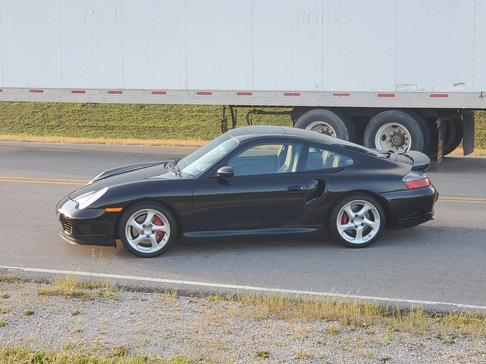 2001 Porsche 996 Turbo - Image 12 of 31