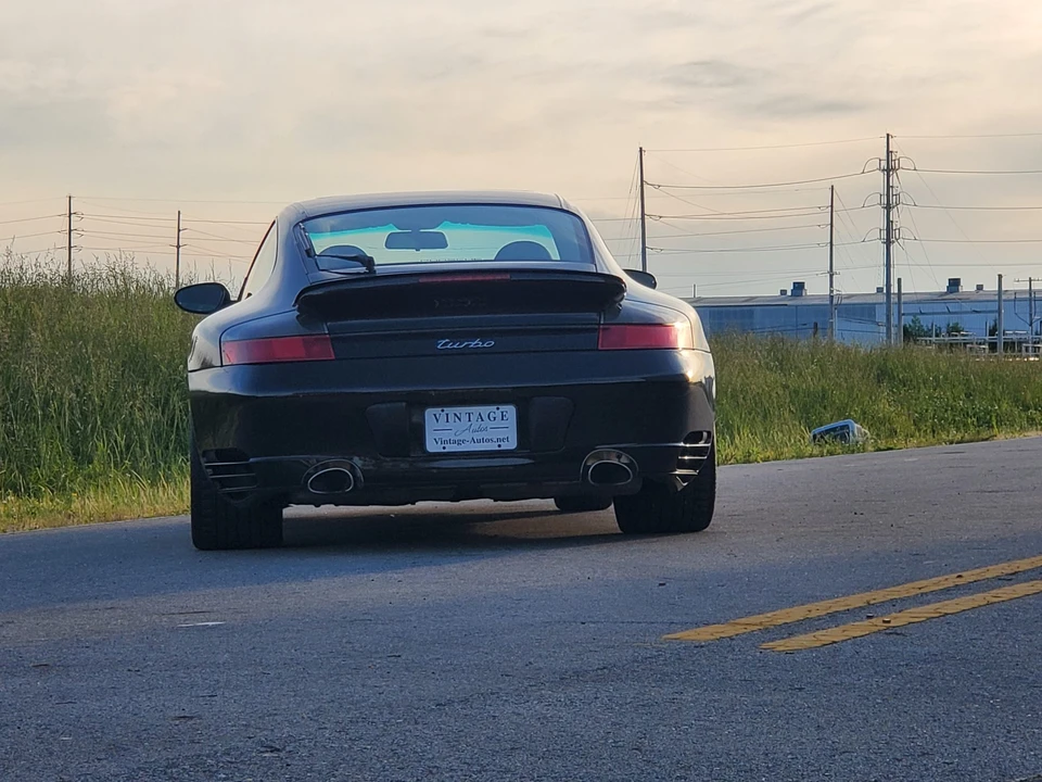 2001 Porsche 996 Turbo - Image 9 of 31