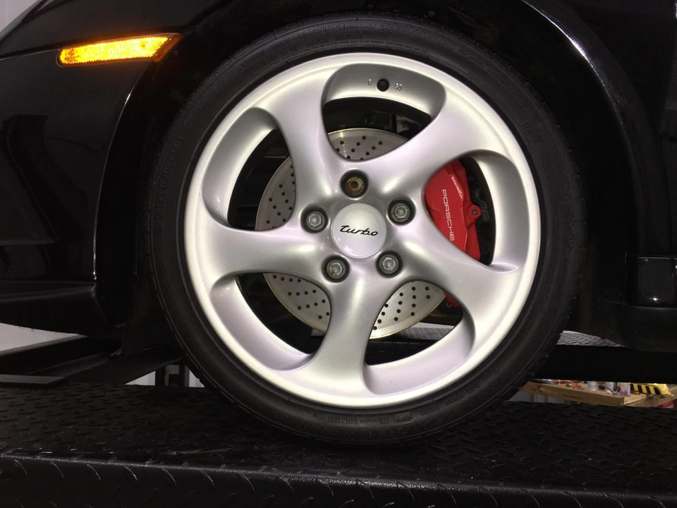 2001 Porsche 996 Turbo - Image 22 of 31