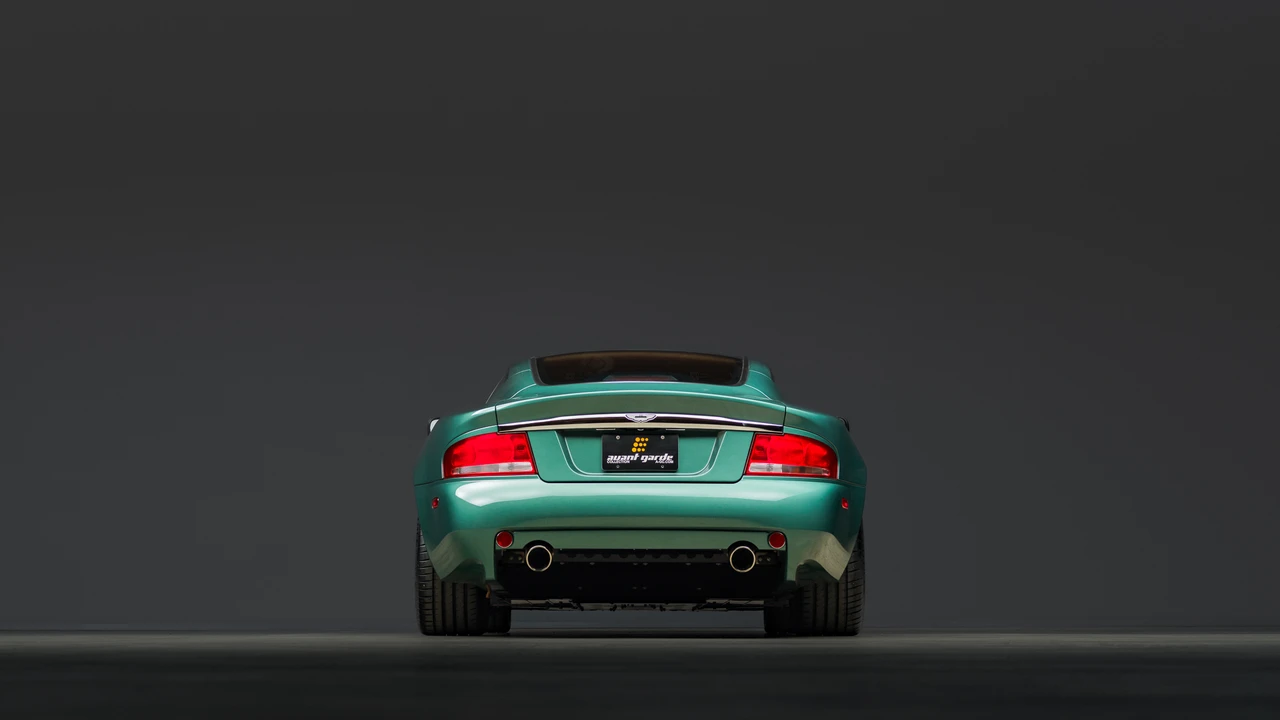2002 Aston Martin Vanquish 1st Gen - Image 18 of 31