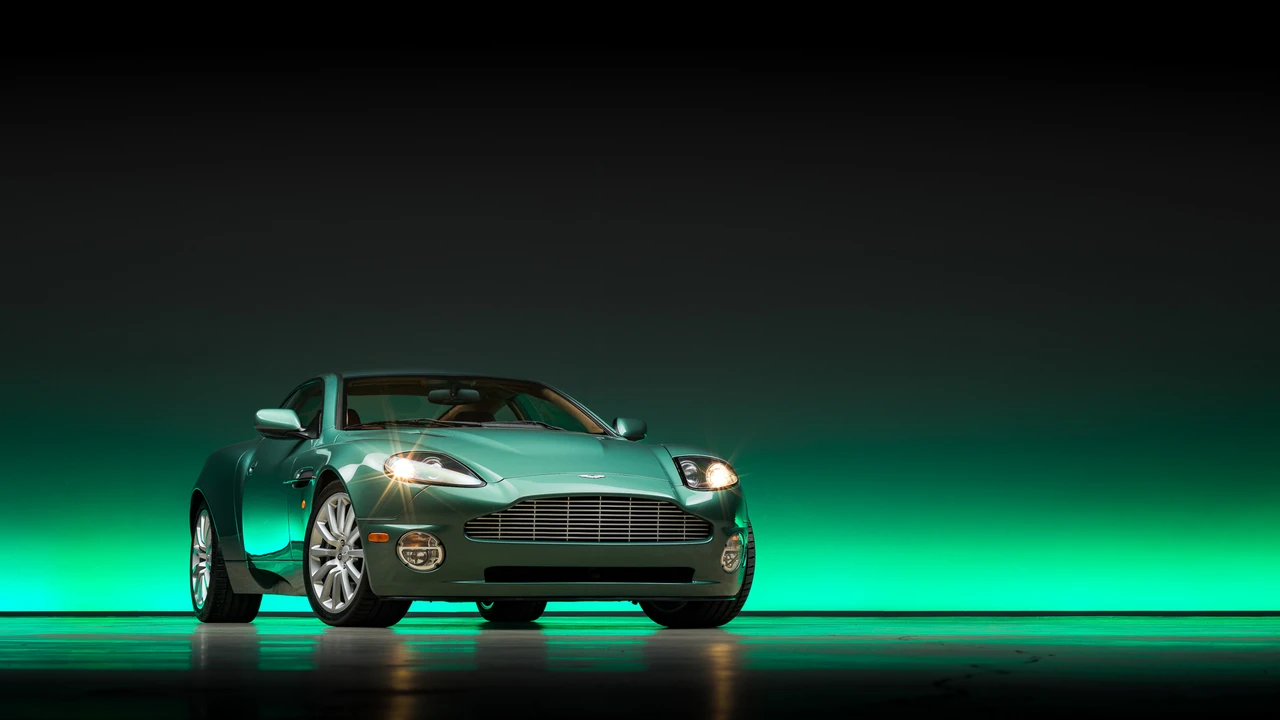 2002 Aston Martin Vanquish 1st Gen - Image 2 of 31
