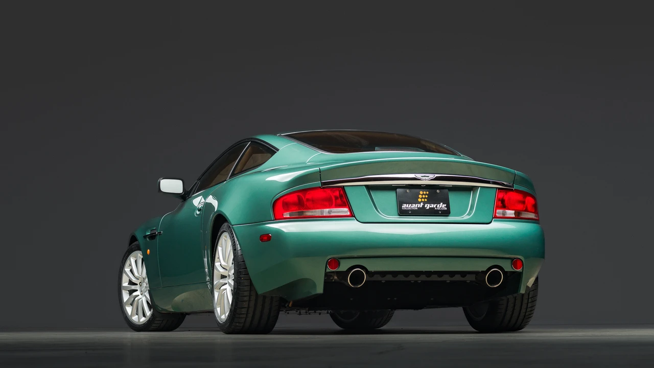 2002 Aston Martin Vanquish 1st Gen - Image 21 of 31