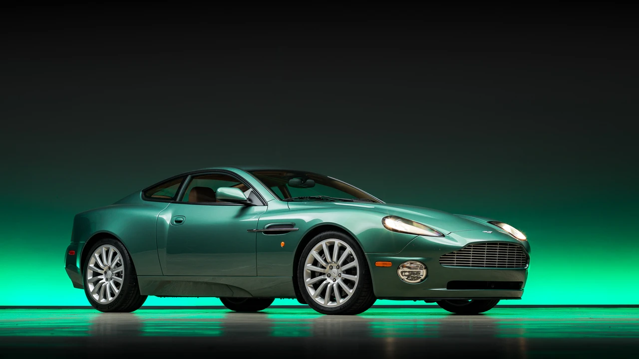 2002 Aston Martin Vanquish 1st Gen - Image 4 of 31