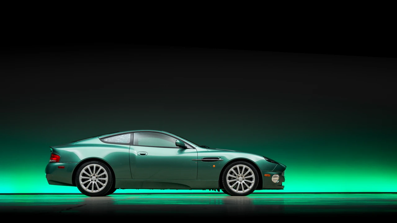 2002 Aston Martin Vanquish 1st Gen - Image 6 of 31