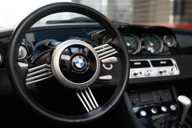 2002 BMW Z8 - Image 5 of 6