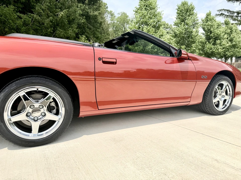 2002 Chevrolet Camaro SS 4th Gen - Image 25 of 31
