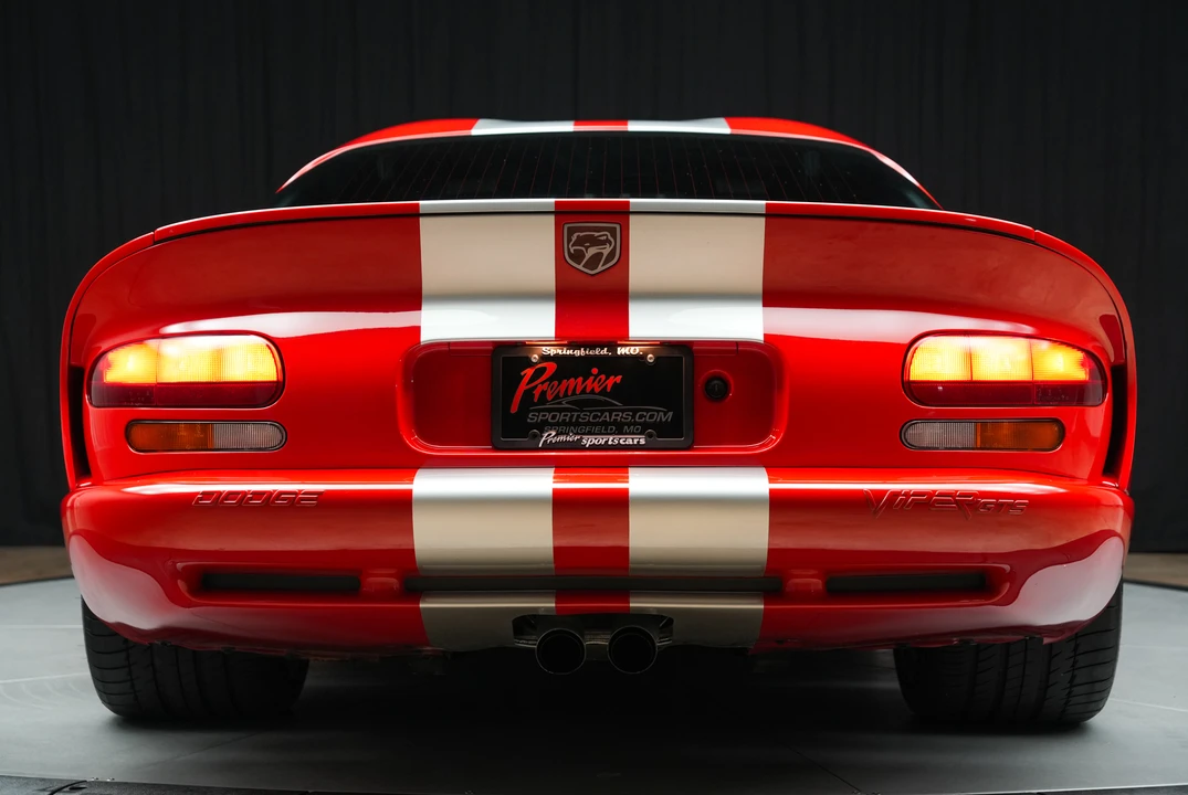 2002 Dodge Viper GTS 2nd Gen - Image 29 of 31