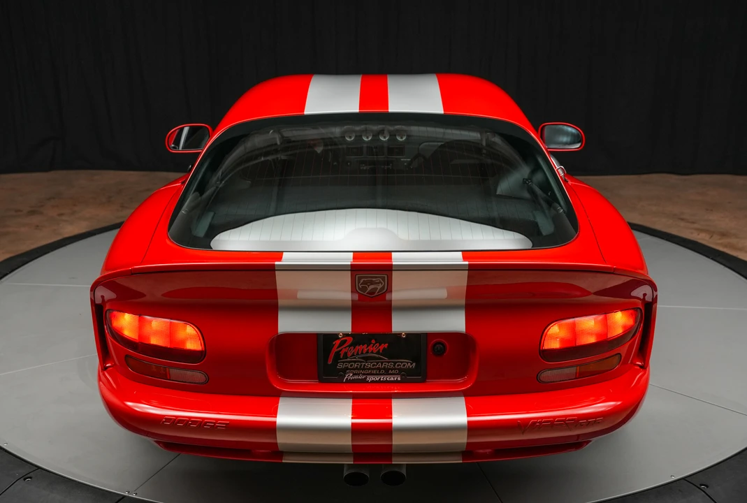 2002 Dodge Viper GTS 2nd Gen - Image 26 of 31