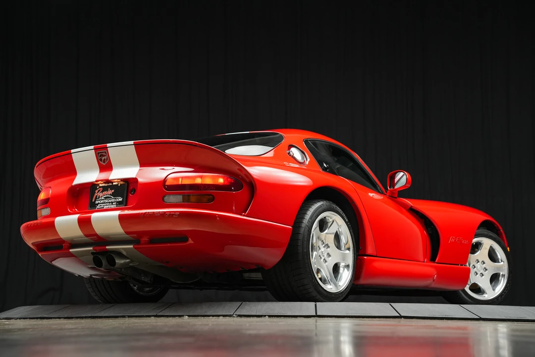 2002 Dodge Viper GTS 2nd Gen - Image 23 of 31