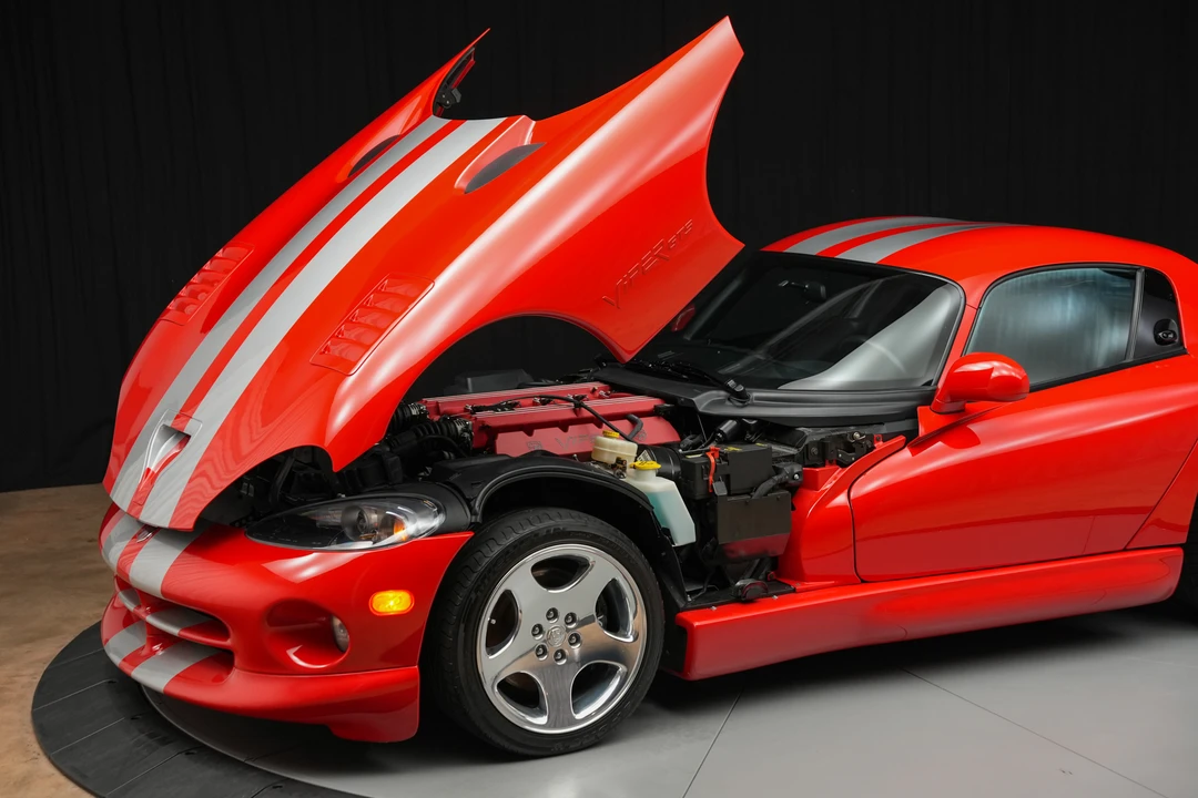 2002 Dodge Viper GTS 2nd Gen - Image 31 of 31