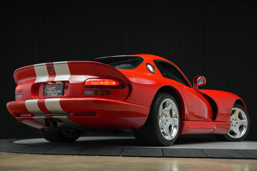 2002 Dodge Viper GTS 2nd Gen - Image 24 of 31