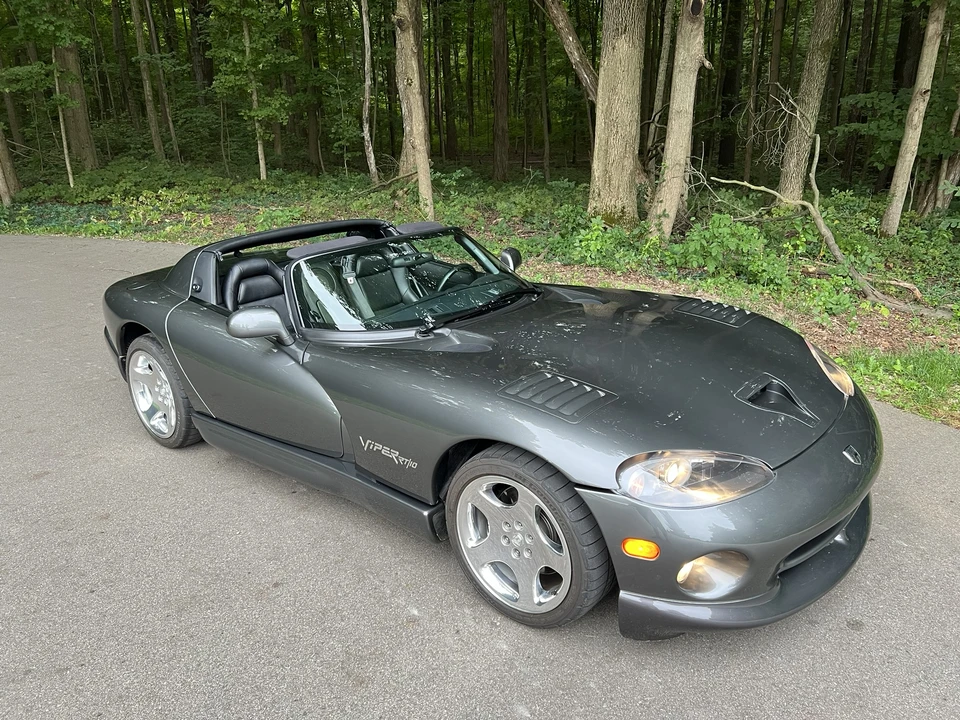 2002 Dodge Viper 2nd Gen - Image 11 of 31
