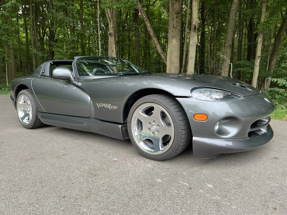 2002 Dodge Viper 2nd Gen - Image 13 of 31