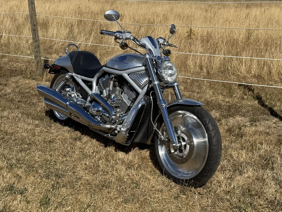 2002 Harley-Davidson V-Rod - Image 5 of 31