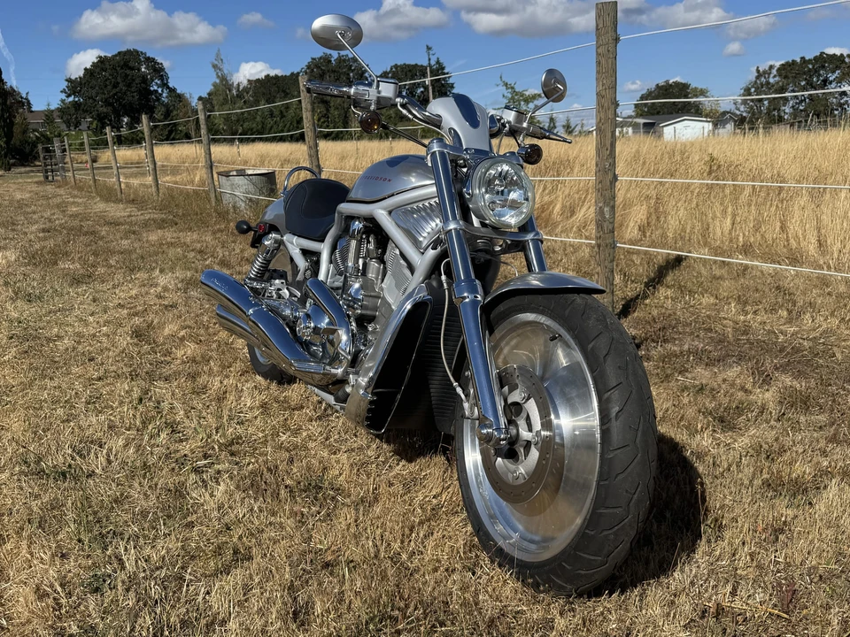 2002 Harley-Davidson V-Rod - Image 2 of 31