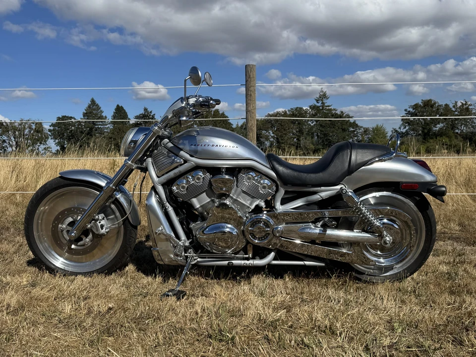 2002 Harley-Davidson V-Rod - Image 14 of 31