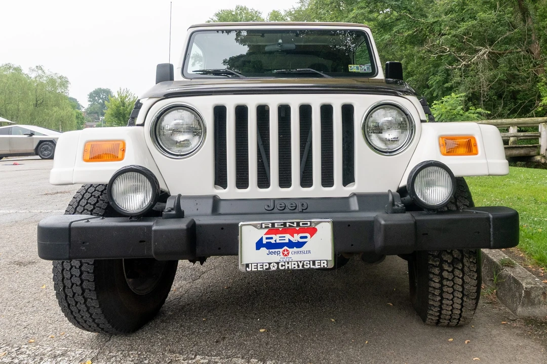 2002 Jeep TJ Wrangler - Image 11 of 31