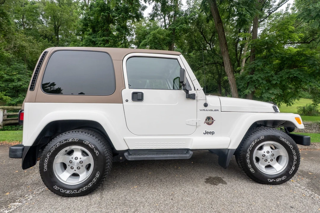 2002 Jeep TJ Wrangler - Image 3 of 31