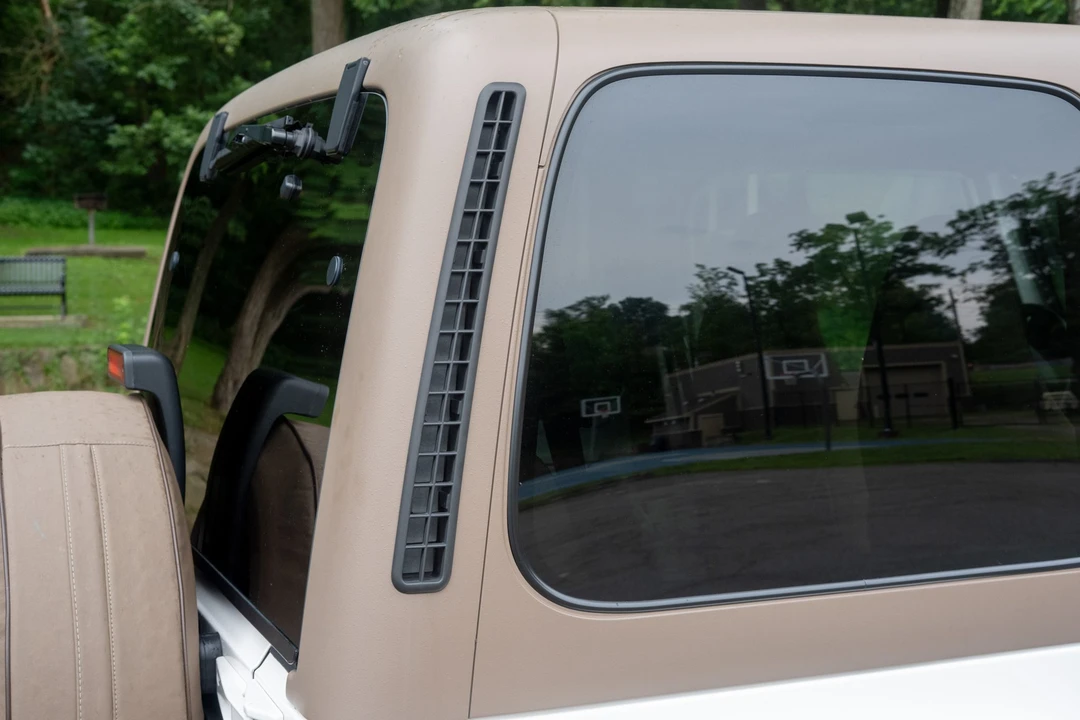 2002 Jeep TJ Wrangler - Image 29 of 31