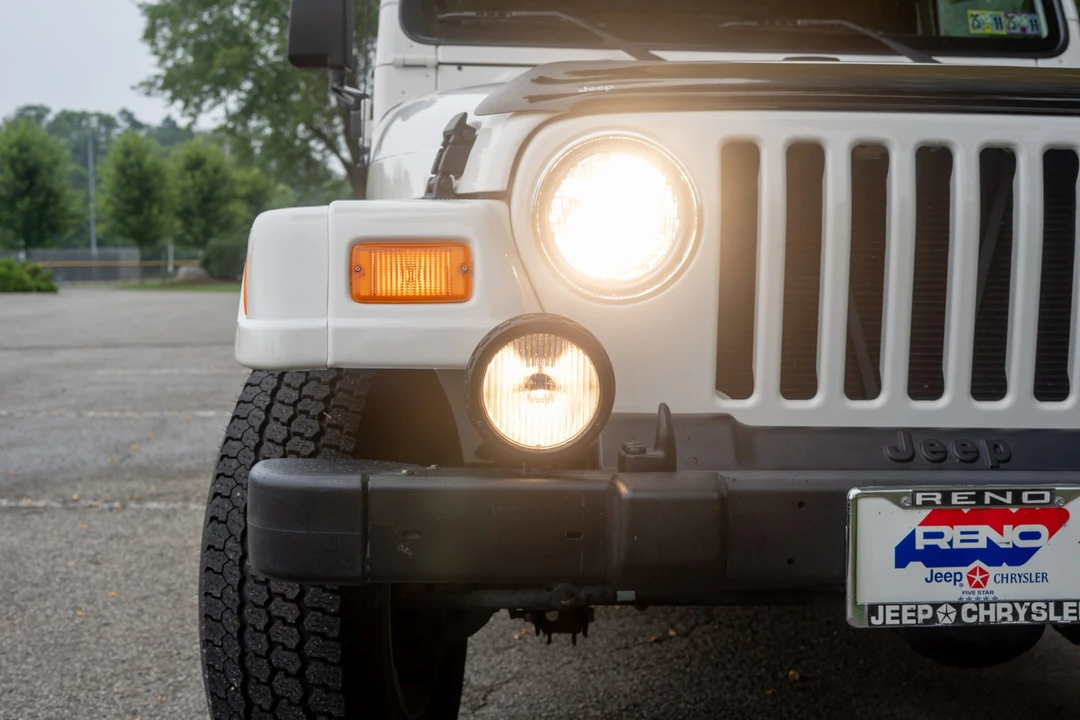 2002 Jeep TJ Wrangler - Image 20 of 31