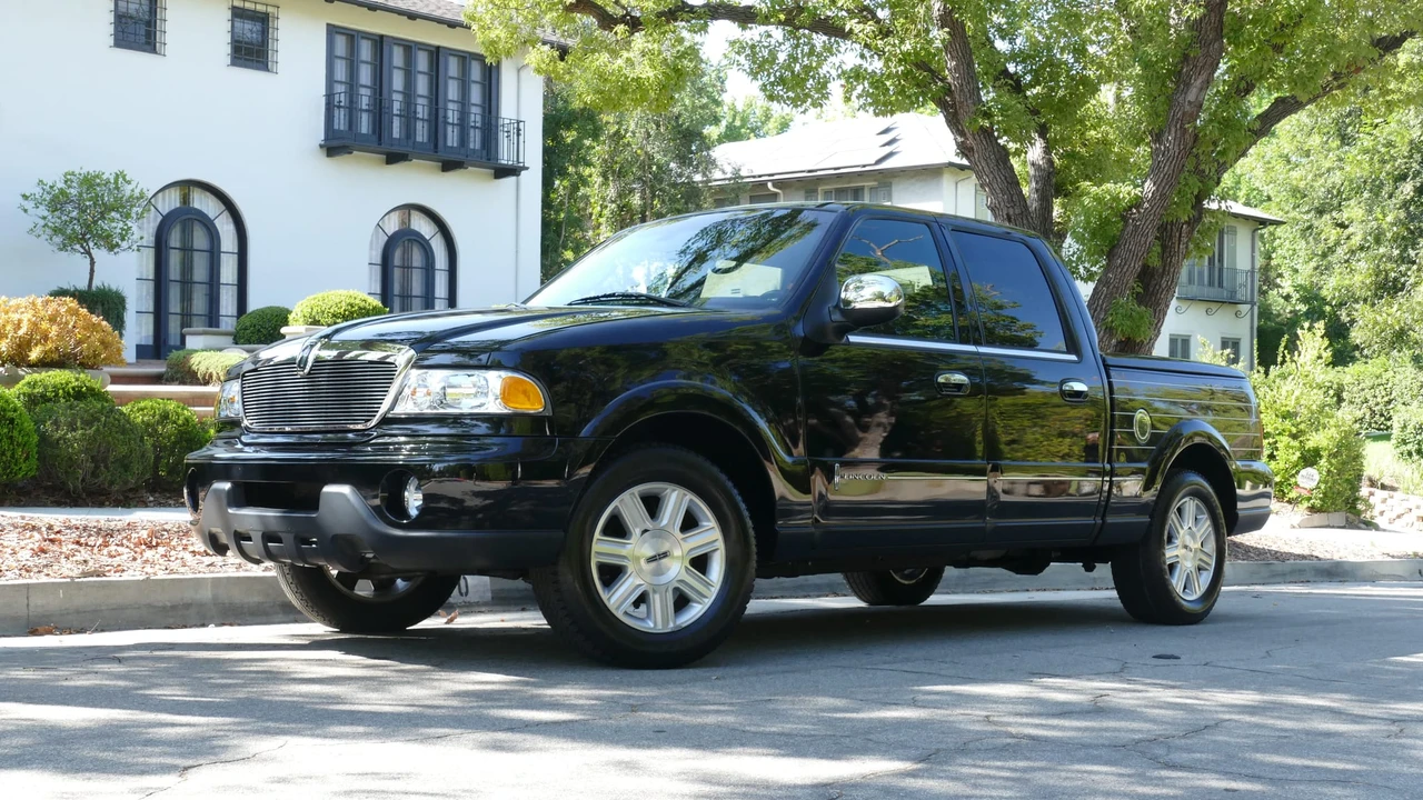 2002 Lincoln Blackwood - Image 11 of 31