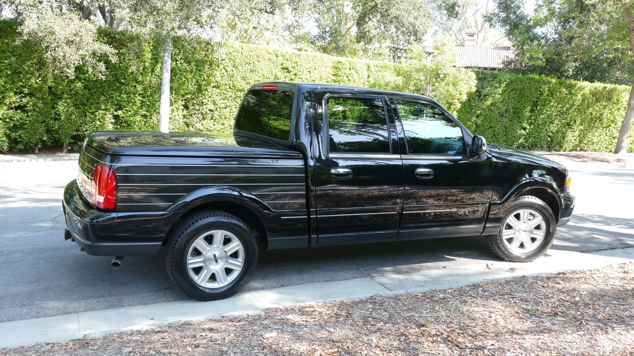 2002 Lincoln Blackwood - Image 29 of 31