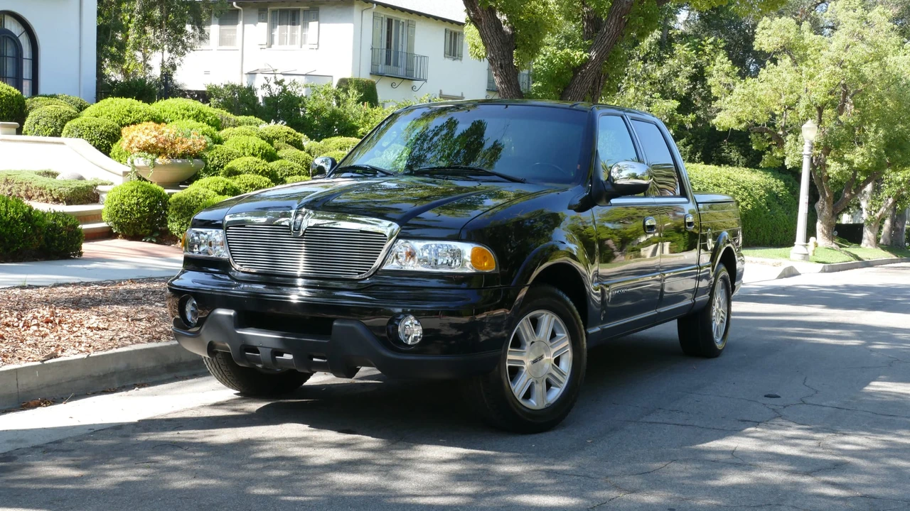 2002 Lincoln Blackwood - Image 6 of 31