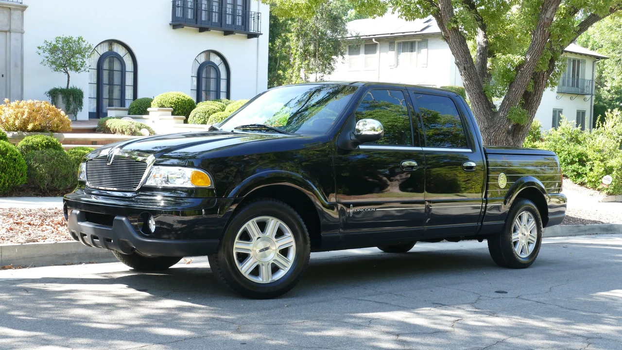 2002 Lincoln Blackwood - Image 12 of 31