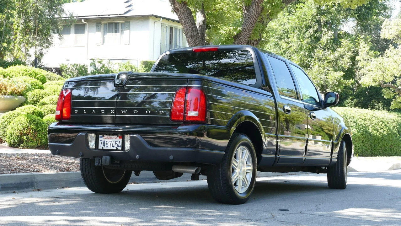 2002 Lincoln Blackwood - Image 27 of 31