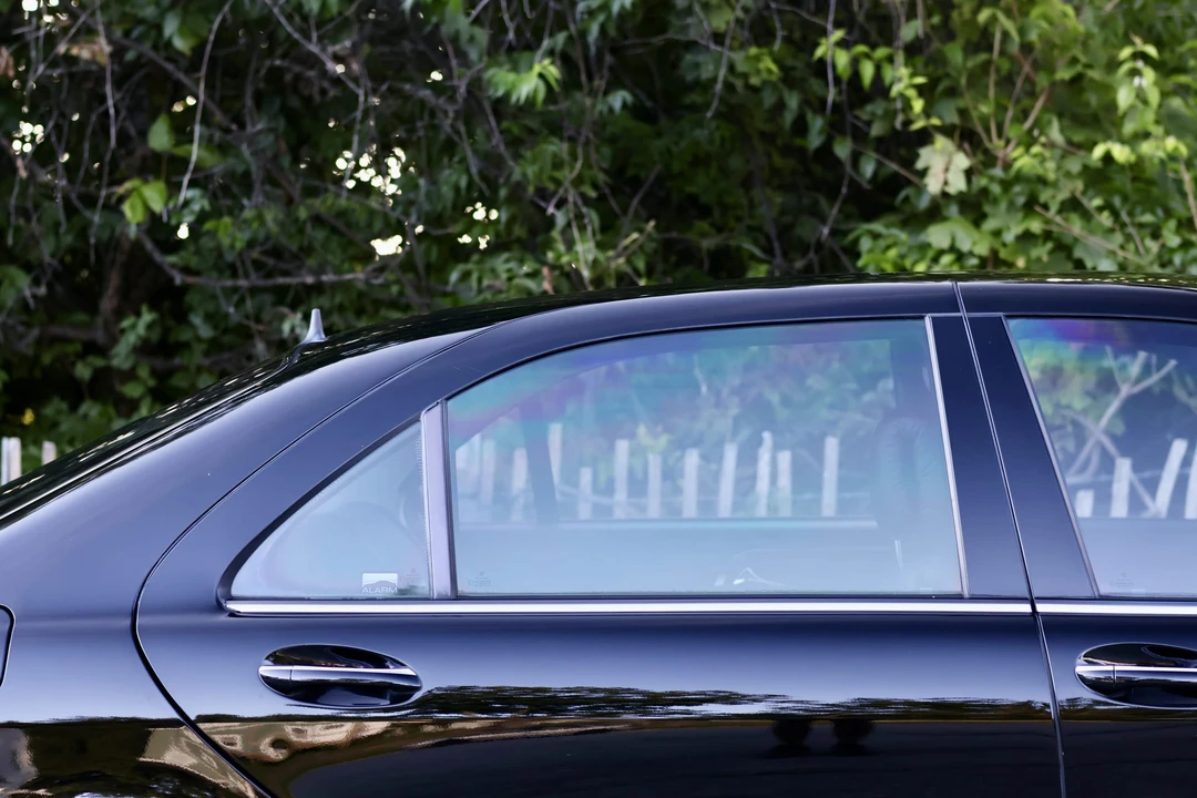 2002 Mercedes-Benz W220 S-Class - Image 30 of 31