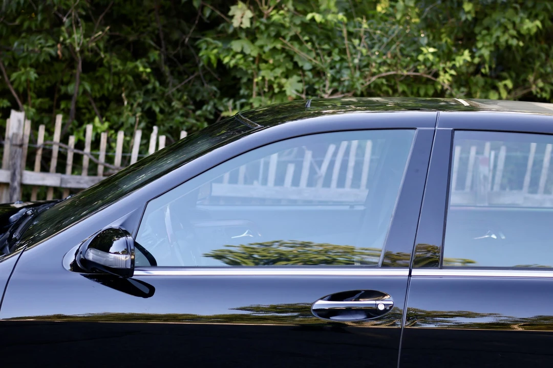 2002 Mercedes-Benz W220 S-Class - Image 27 of 31