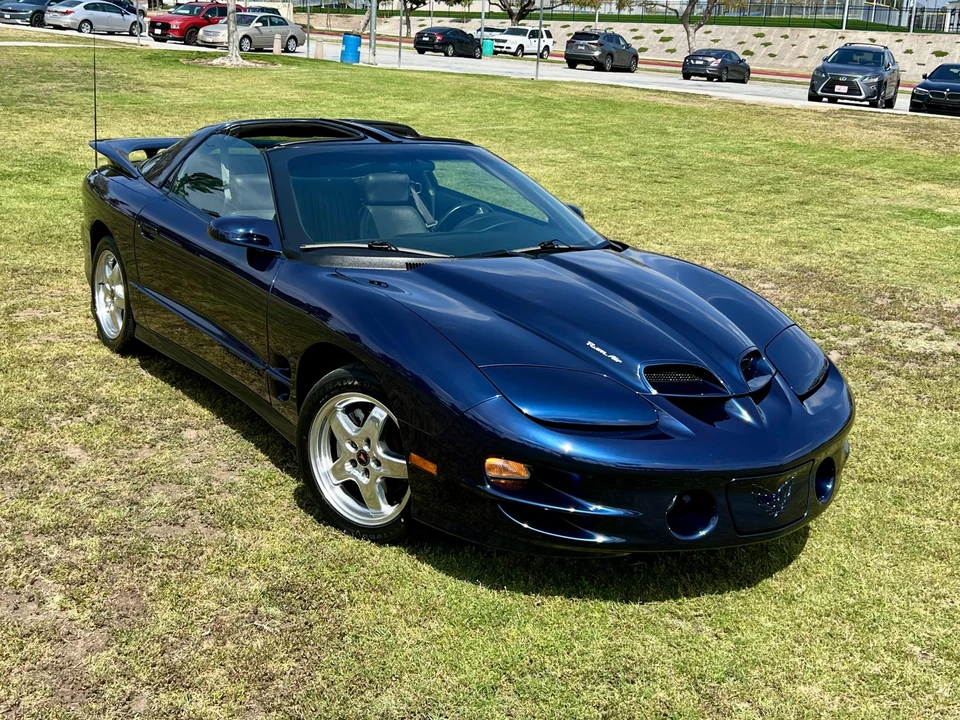 2002 Pontiac Firebird Trans Am 4th Gen - Image 12 of 31