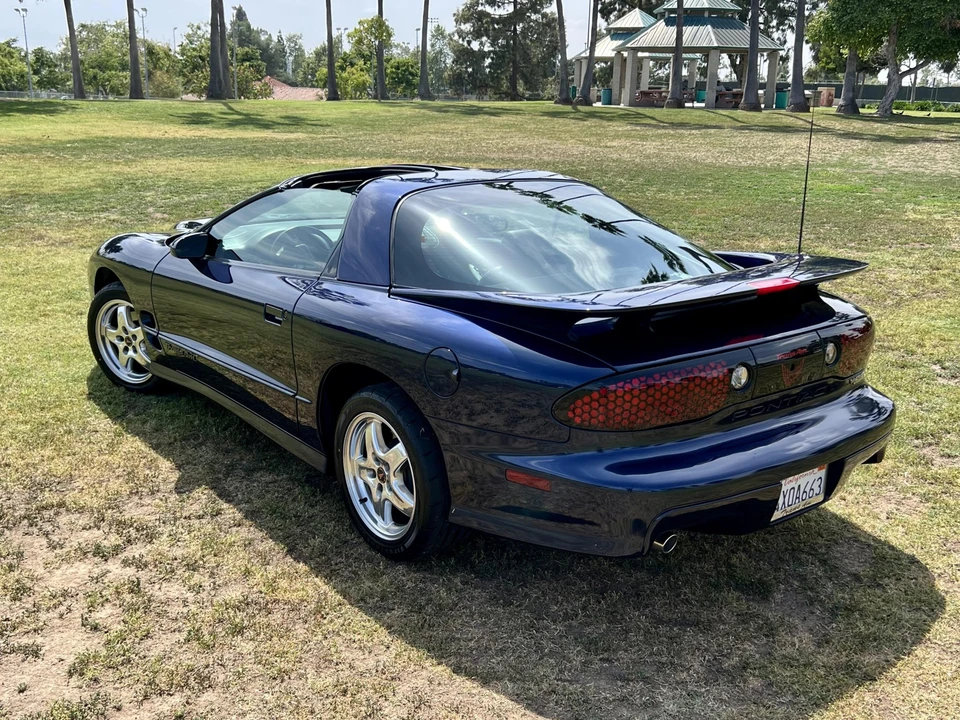 2002 Pontiac Firebird Trans Am 4th Gen - Image 21 of 31