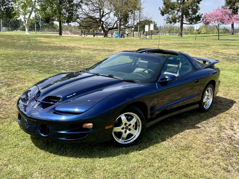 2002 Pontiac Firebird Trans Am 4th Gen - Image 3 of 31